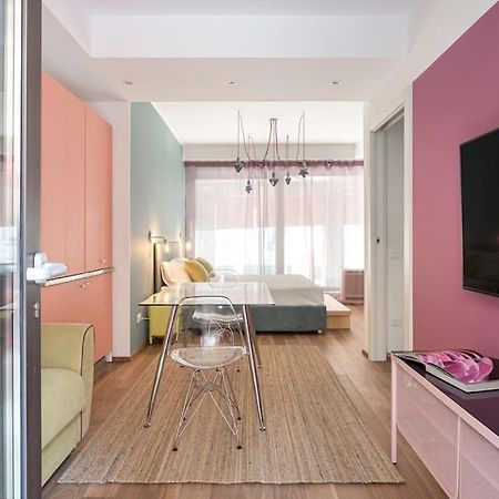 Amazing Apartment In Duomo Μιλάνο Εξωτερικό φωτογραφία