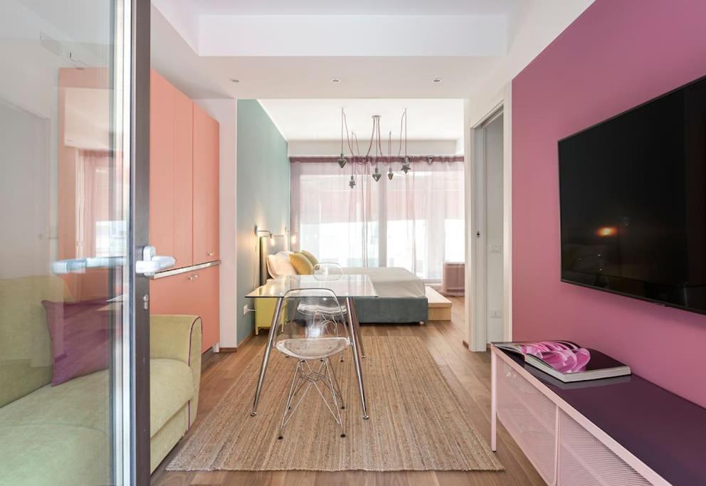 Amazing Apartment In Duomo Μιλάνο Εξωτερικό φωτογραφία